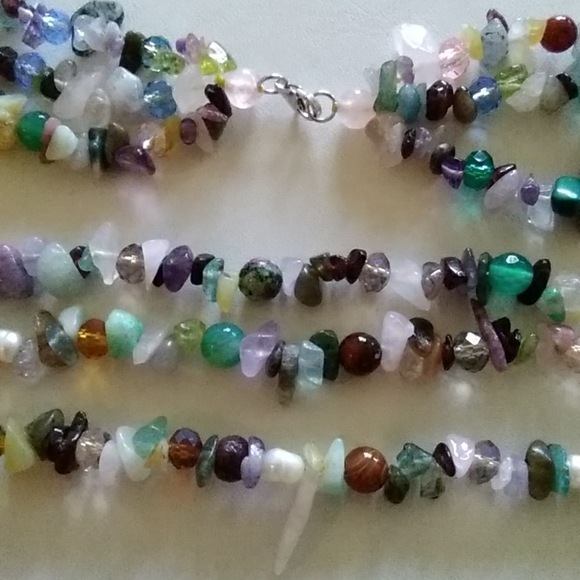 3/$50💎 Multi Gemstone Pearl Necklace - Picture 5 of 6